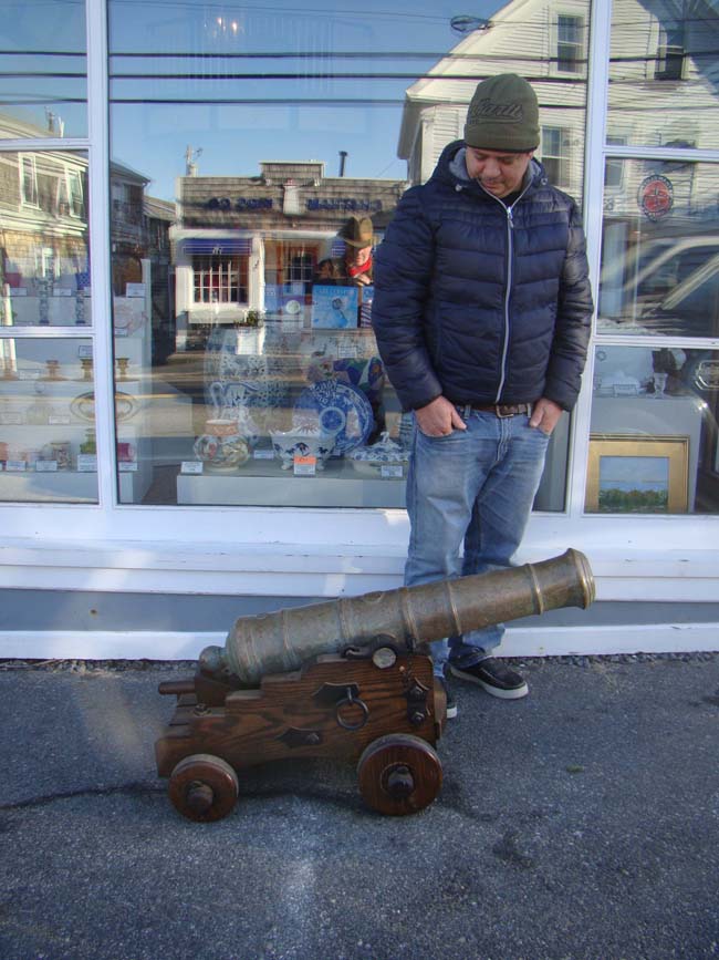 An early 19th century Danish 2 pound naval cannon known as a “Falcon“ — image 2